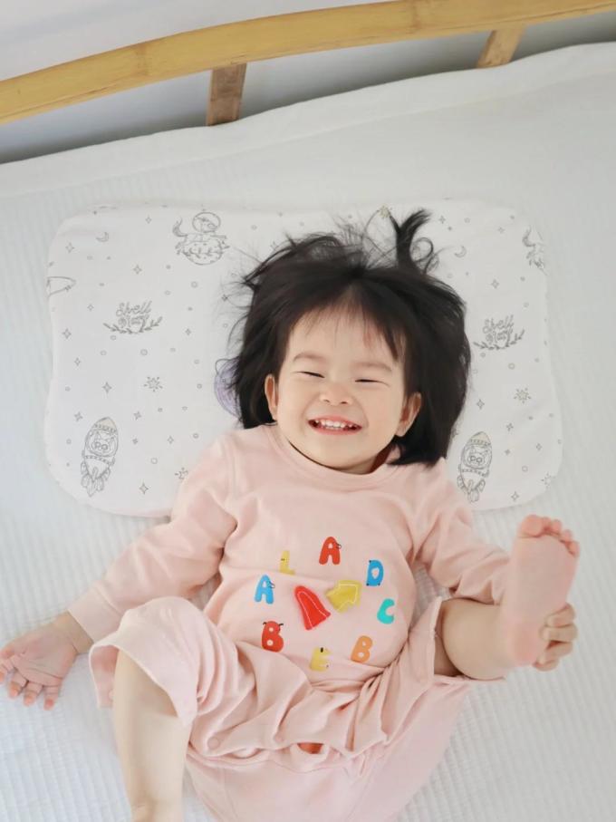 贝壳日记婴儿枕头