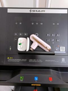 Ta一下子戳到了……额……我的心巴