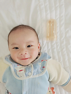 关于小月龄👶护理口腔这件事