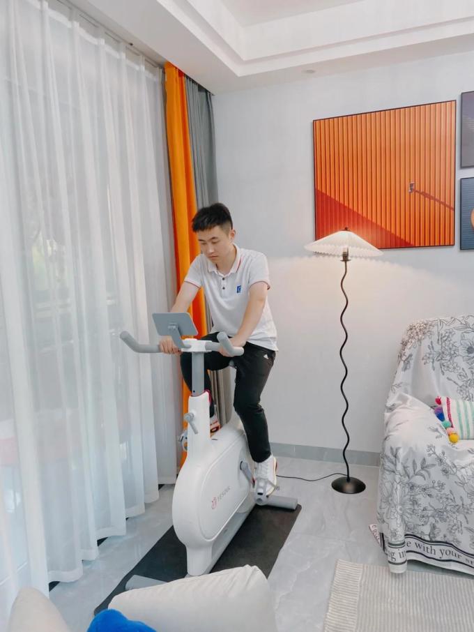 休闲运动鞋