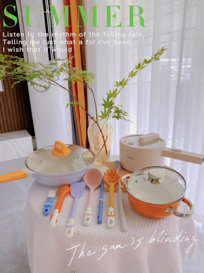 烹饪锅具
