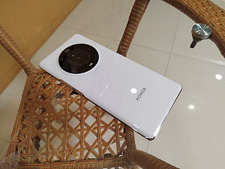 荣耀 Magic3 Pro 8+256GB 釉白色 手机