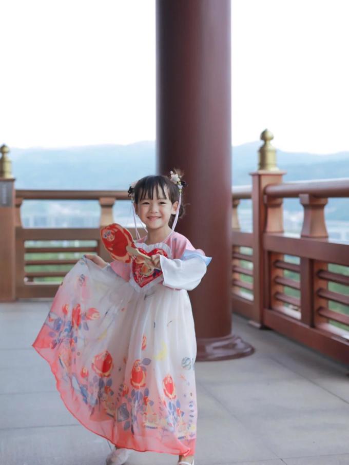 年衣汉服
