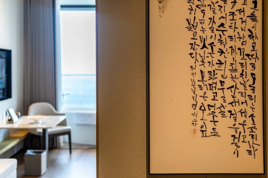 住悬崖边还是列车上？这家揽云谷刷新了宜兴野奢的高度。