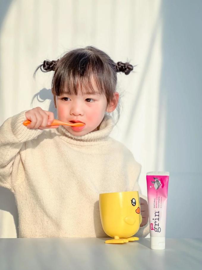 格润安牙膏