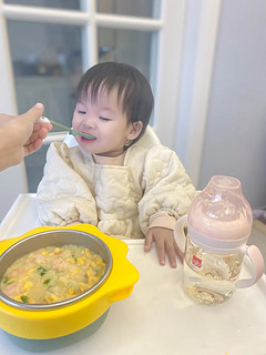 宝宝日常｜吃吃喝喝慵懒的一天
