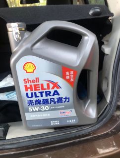 大品牌机油爱车的好伙伴
