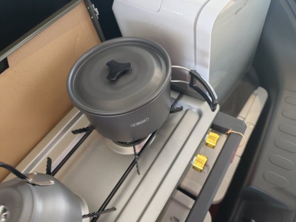东西非常棒，质量很好，外观看好实用，户外