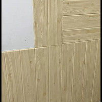 木纹家装墙面厚贴纸。