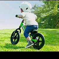 宝宝喜欢运动，哪种车子更适合儿童使用？儿童骑平衡车的好处有哪些？且看倾城实测--酷骑S3儿童平衡车