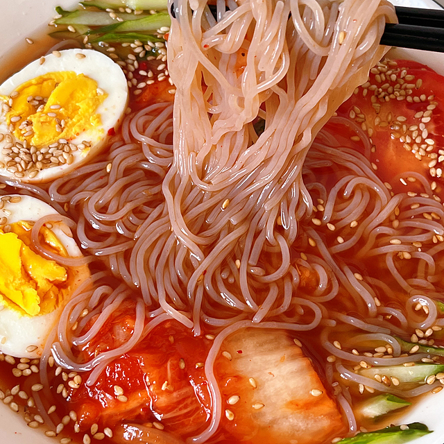 东北女孩的夏日必备 | 荞麦大冷面🍜