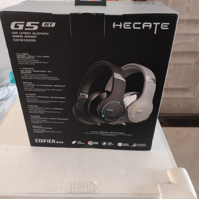 之前入手过G2，这次新出的G5颜值，音质
