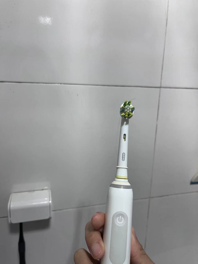 欧乐B电动牙刷