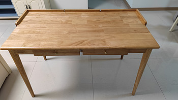 我居然买了一张实木书桌放在出租房！是不是有点傻