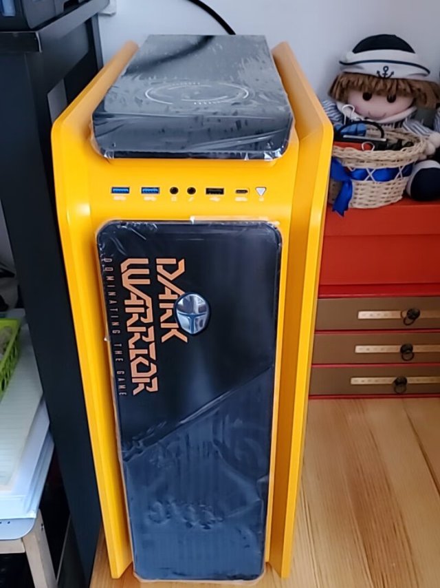 真的很霸气的机箱，性能超级棒！