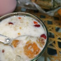 还是喜欢吃自己煲的桃胶