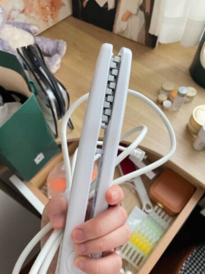 崔娅美发造型器