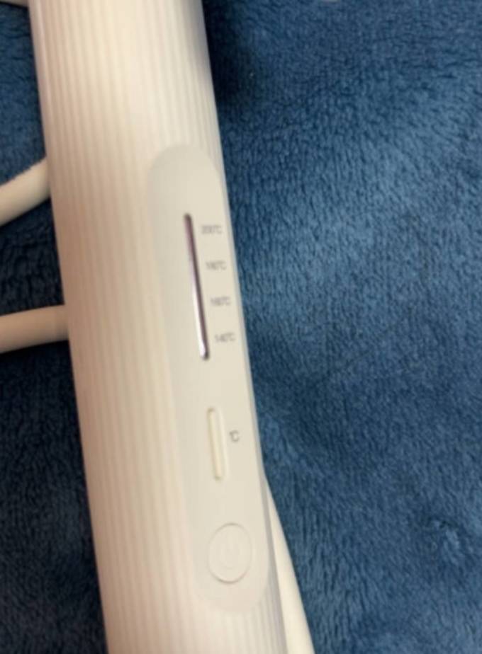 美发造型器