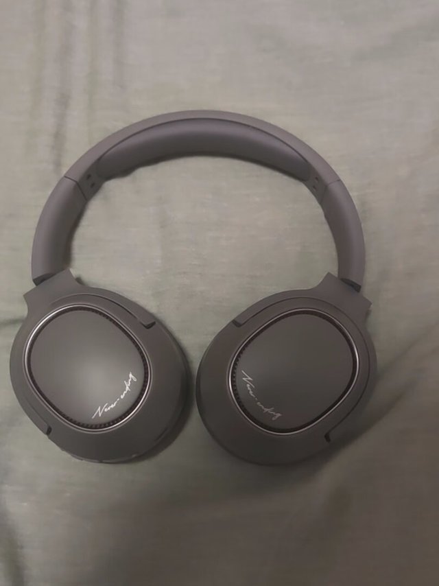 一分钱一分货和beats的比起来确实做工