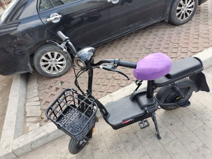 爱玛电动车整车