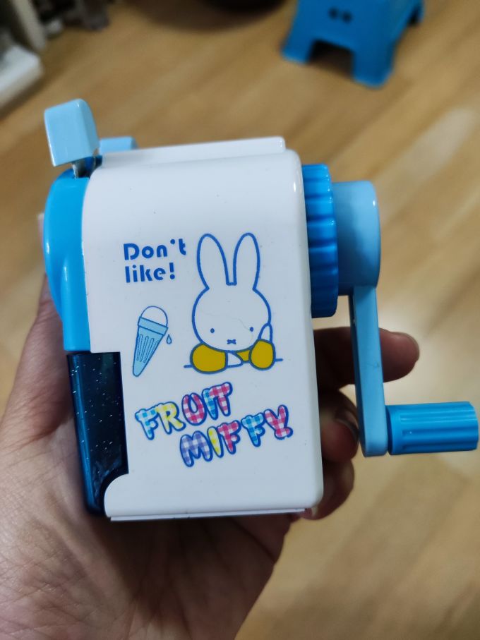晨光削笔刀