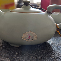 因为喜欢喝茶，但买了一套东道汝瓷茶具后。。。 。。。