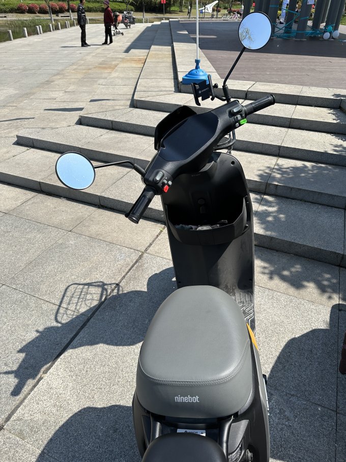 九号电动车整车