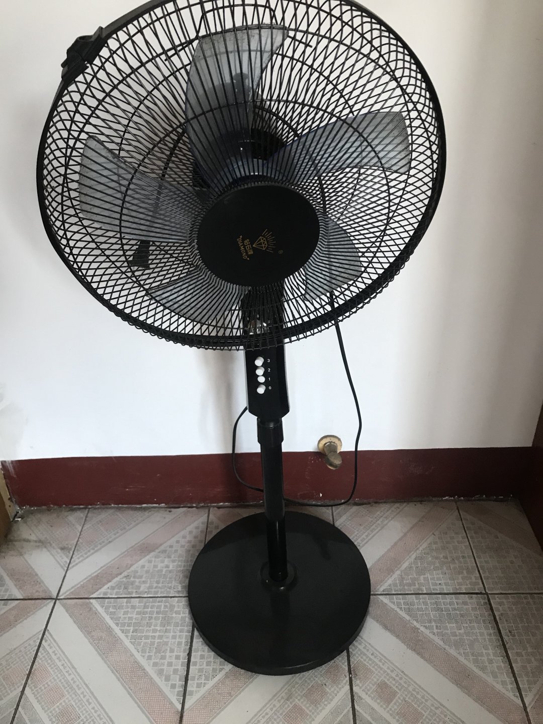 稳定可靠的钻石电风扇