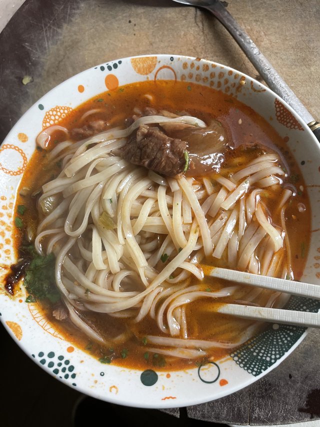 拉面说应该是天花板的速食面