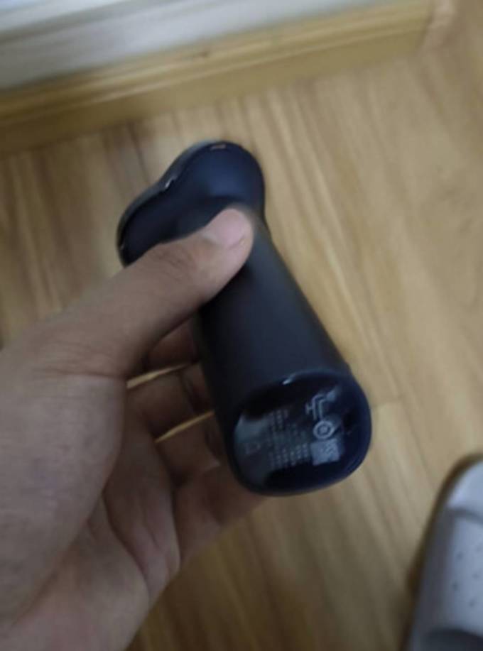 电动剃须刀