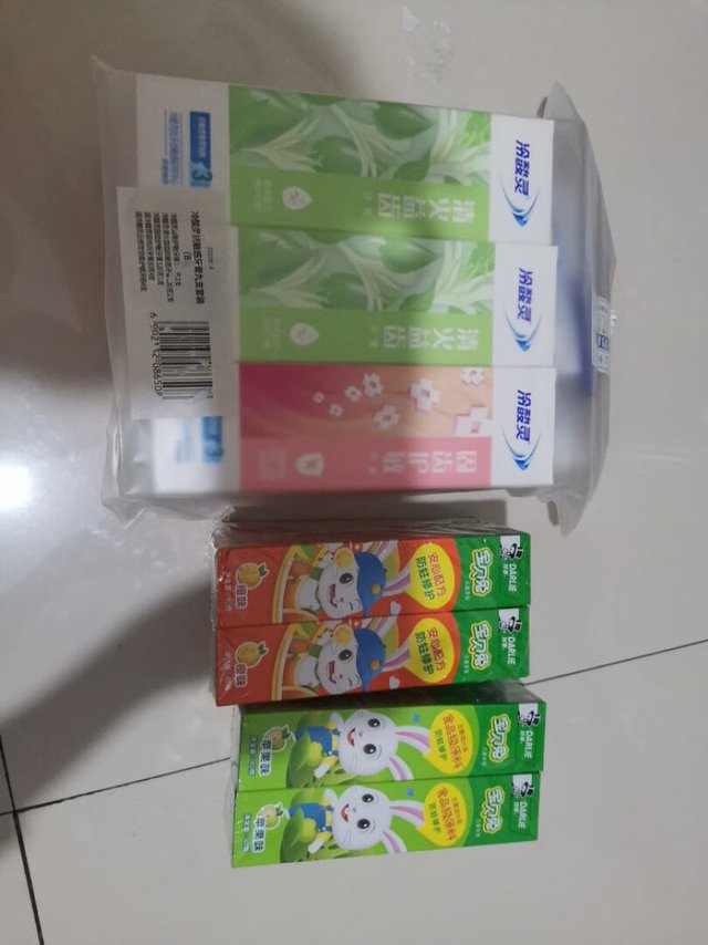 牙齿吃不了太甜太冰的东西，过敏严重啊，我