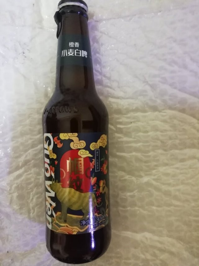 帼纹小麦白啤，橙香味儿的精酿啤酒，下单次