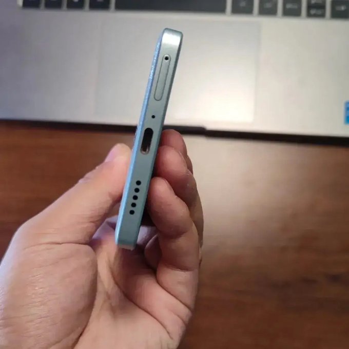 2k价位机型是何体验红米note12turbo上手