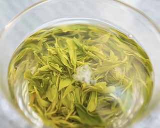 老喝茶的都懂，绿茶最佳性价比——炒青