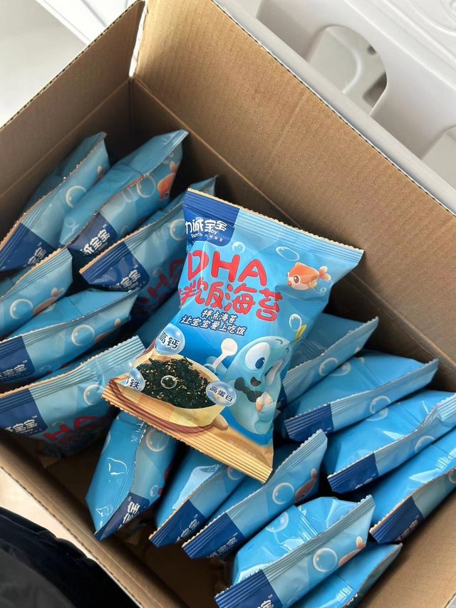 拥有一个干饭宝宝只需要一个海苔碎！
