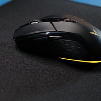 中小手微操利器：雷柏V300W双模无线RGB游戏鼠标体验