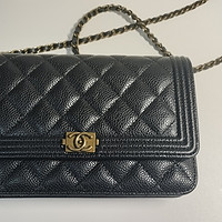 香奈儿Chanel黑色中古包，背起来气质感满满，黑金链条显气质。