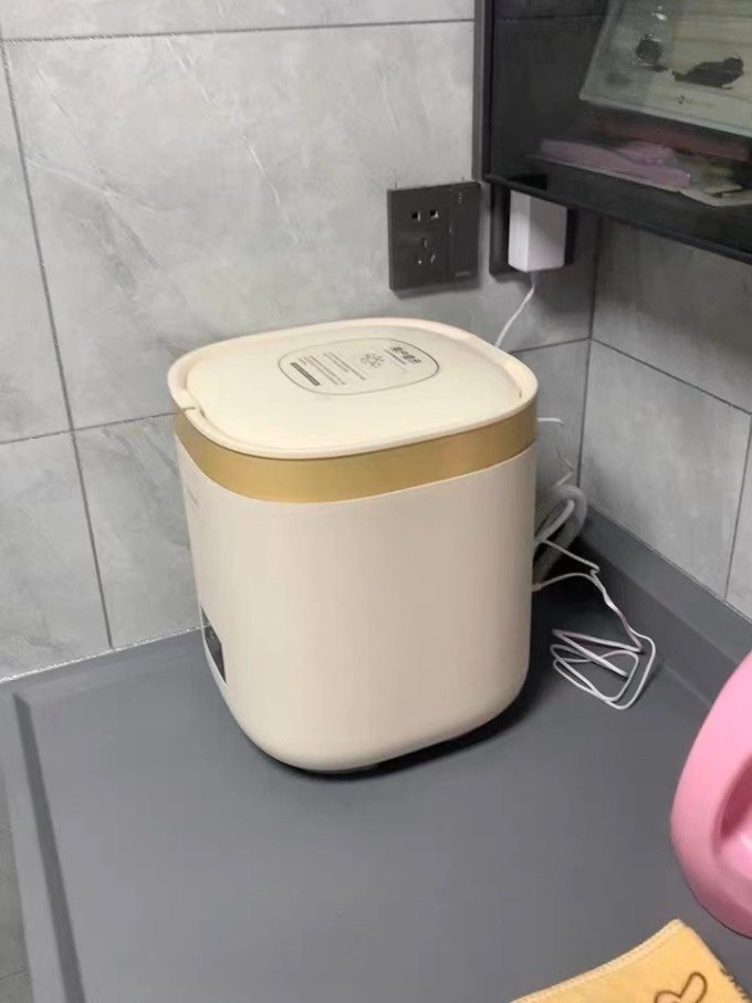 奥帝尔迷你洗衣机
