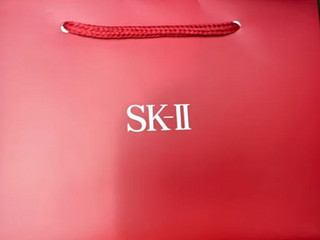 大红的的SK-II更符合本地人结婚送礼