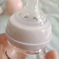 婴儿奶瓶大扫盲，选对奶瓶让宝宝喝得更开心😊