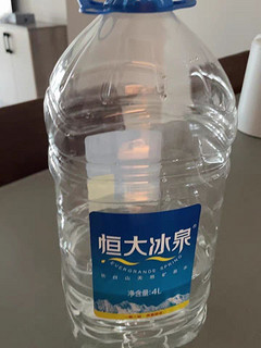 水