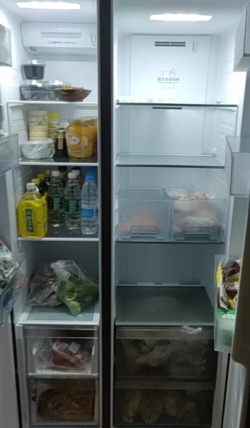 看着高端大气，上档次，空间大，制冷快，很