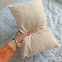宝宝专用小枕头，纯棉的，摸起来很舒服