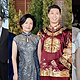 这一场世纪婚礼窦骁妈妈盖过了赌王三太，蓝色旗袍优雅又大方，气质神似林青霞