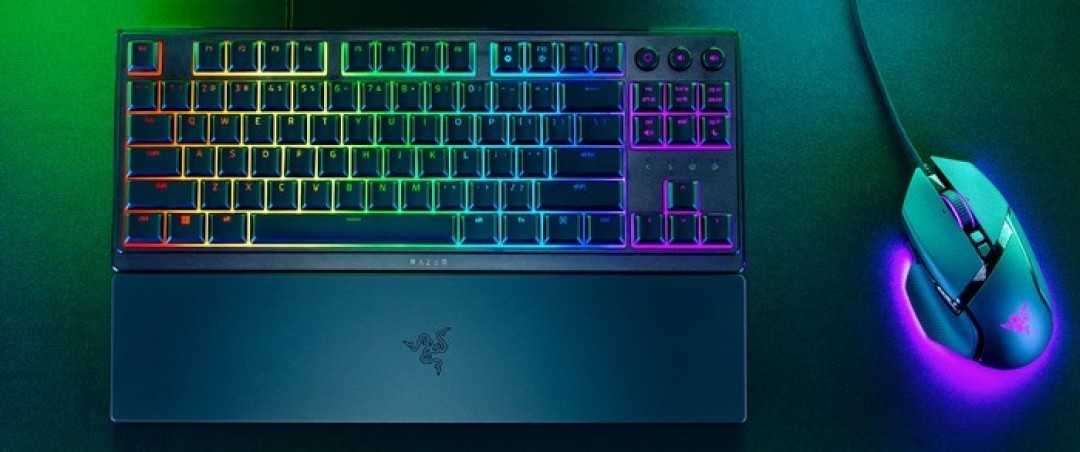 雷蛇发布 ORNATA V3 TENKEYLESS “雨林狼蛛”TENKEYLESS 紧凑键盘、薄膜+机械混合轴