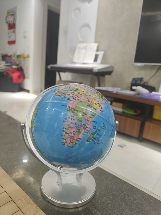 13 元的小地球仪，适合幼儿地理启蒙