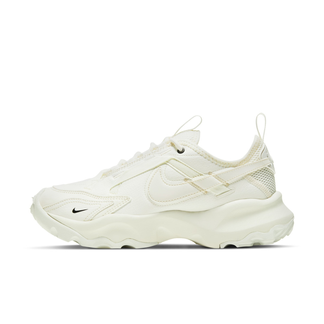 将近一千左右的Nike现在真便宜啊