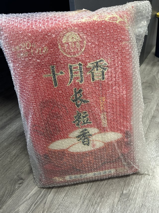 客服服务态度很好，快递也不赖，很快就到了