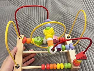 幼崽早教玩具之串珠积木