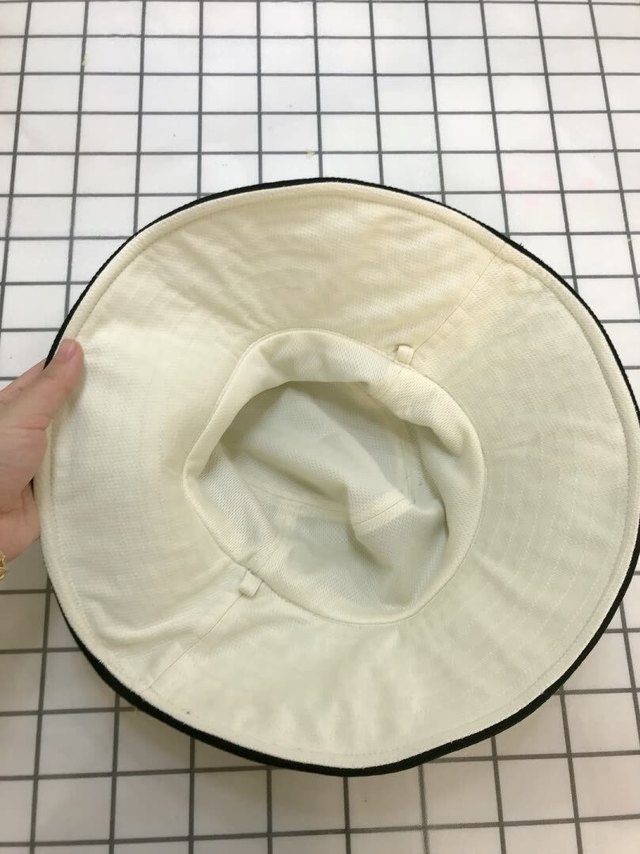 收到的帽子质量非常好，没有色差，版型非常